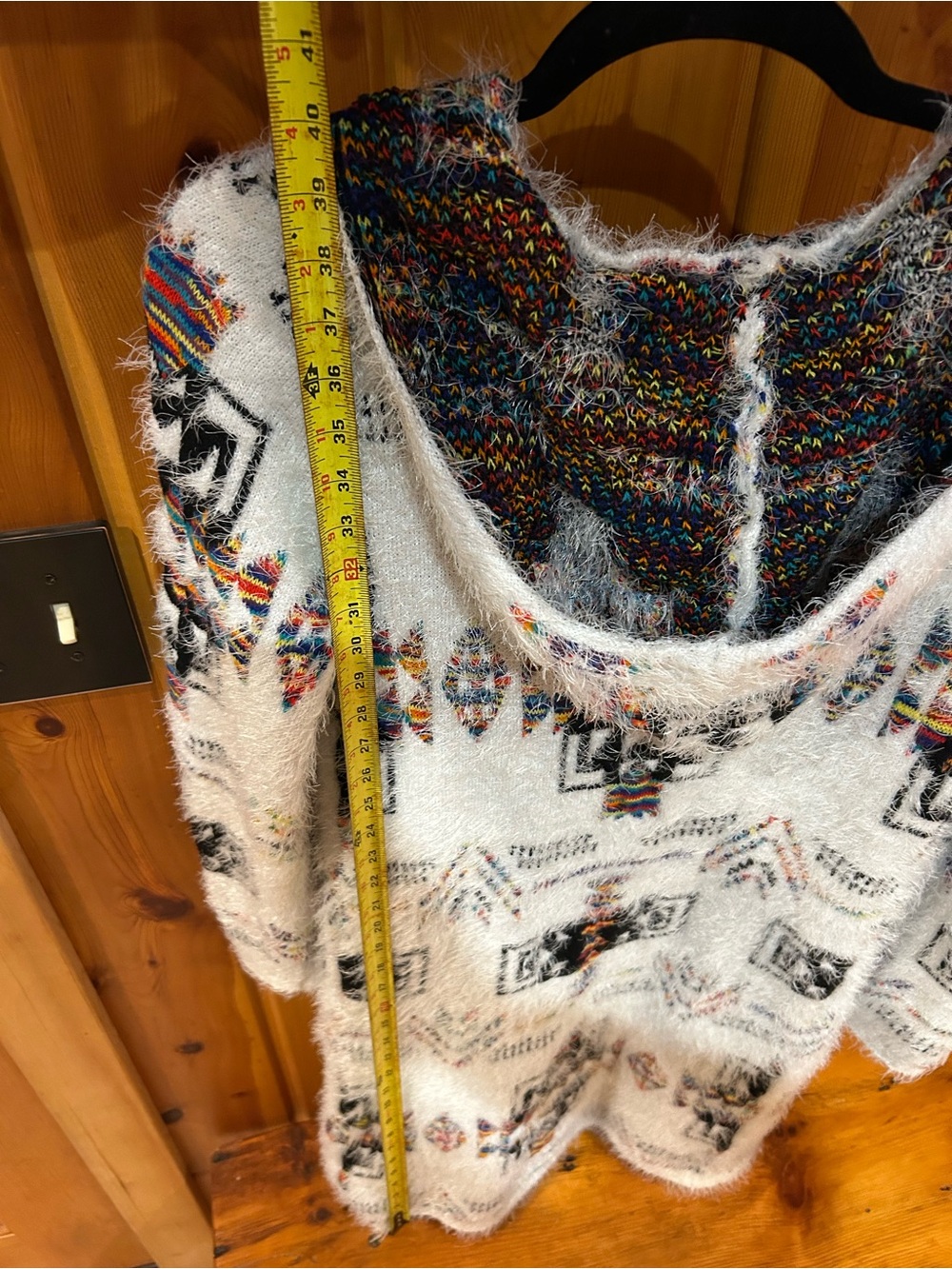Cozy Open-Front Aztec-Print Cardigan Sweater - White - Picture 3 of 5